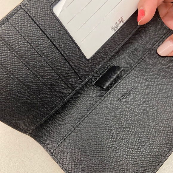 SOLD ✨ Bifold Coach Wallet - Picture 3 of 5